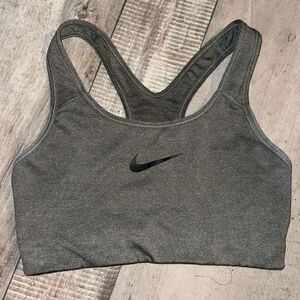 NIKE‎ - racer back sports bra-size small